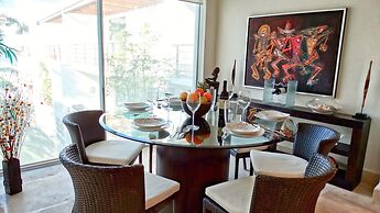 Luxury Condo Boutique