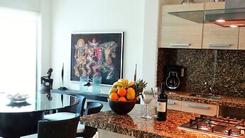 Luxury Condo Boutique