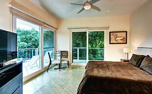 Luxury Condo Boutique