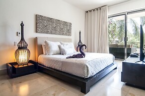 Luxury Condo Boutique