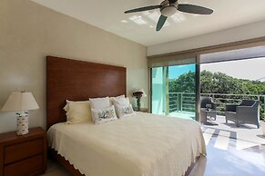 Luxury Condo Boutique