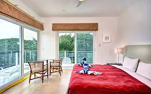 Luxury Condo Boutique