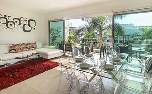 Luxury Condo Boutique