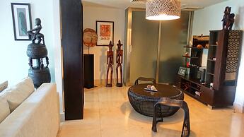 Luxury Condo Boutique
