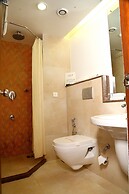 Srinivas Saffron Hotel