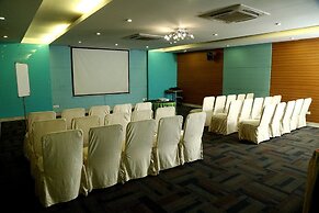 Srinivas Saffron Hotel