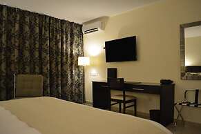 New Brookfields Hotel