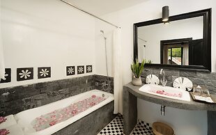 The Community - Siem Reap