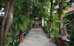 The Community - Siem Reap