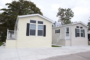 Club Naples RV Resort