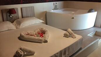 Hotel Cliché