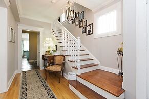 Charles Street Holiday Home