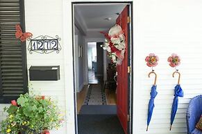 Charles Street Holiday Home