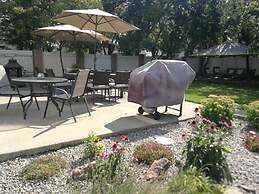 Charles Street Holiday Home