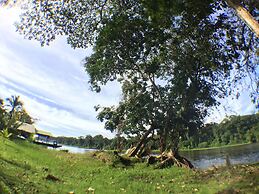 Caribbean Paradise Eco-Lodge