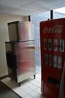 Airport Traveller's Inn