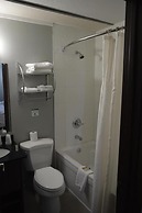 Airport Traveller's Inn