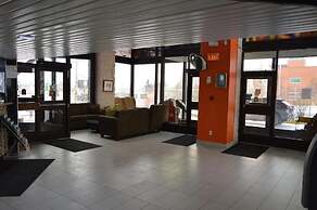 Airport Traveller's Inn