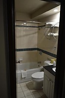 Airport Traveller's Inn