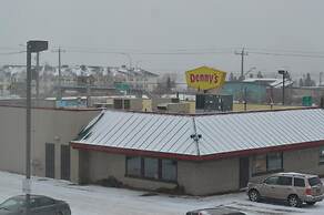 Airport Traveller's Inn