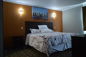 Airport Traveller's Inn