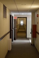 Airport Traveller's Inn