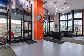 Airport Traveller's Inn