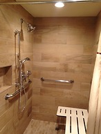 Best Western Plus Black Oak