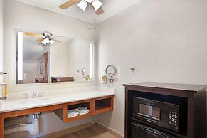 Best Western Plus Black Oak