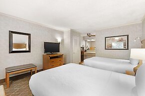 Best Western Plus Black Oak