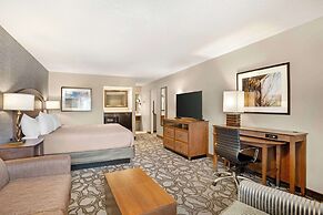 Best Western Plus Black Oak