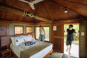 Barefoot Manta Island Resort and Marine Sanctuary