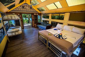 Barefoot Manta Island Resort and Marine Sanctuary