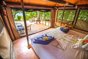 Barefoot Manta Island Resort and Marine Sanctuary