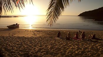 Barefoot Manta Island Resort and Marine Sanctuary