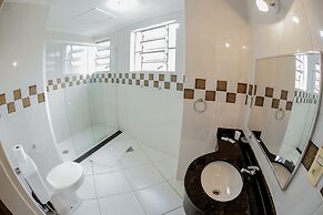 Acrópolis Marina Hotel