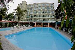 Acrópolis Marina Hotel