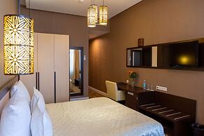 Ark Palace Hotel