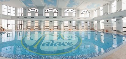 Ark Palace Hotel