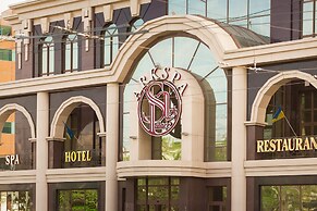 Ark Palace Hotel