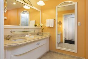 Krystal Satélite María Bárbara