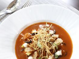 Krystal Satélite María Bárbara