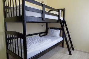 New Life Luxury Hostel