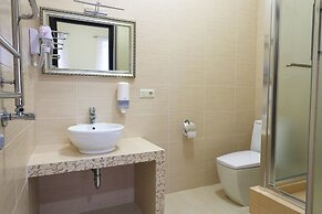 New Life Luxury Hostel