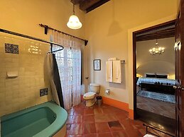 Mesón de Santa Elena Hotel Galeria