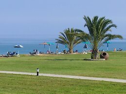 Natura Beach Hotel and Villas