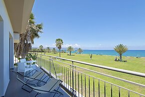 Natura Beach Hotel and Villas