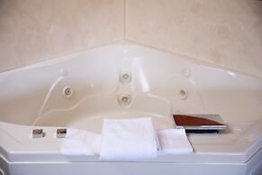 AmericInn by Wyndham Pampa - Event Center