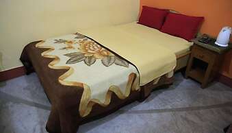 Kundan Bazar Guest House