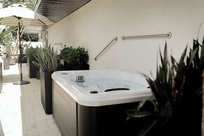 Bleu Beach Resort